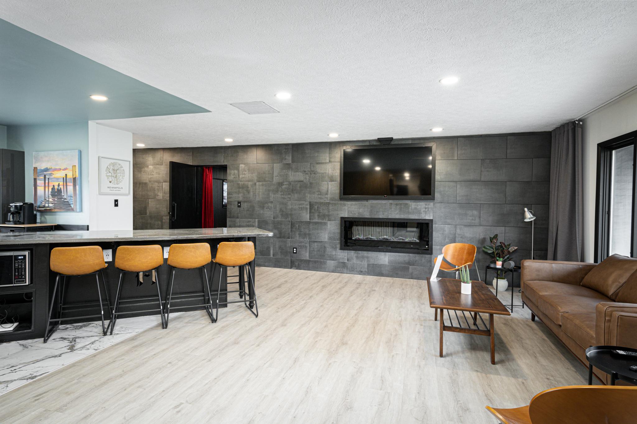 Modern 3 BR Home